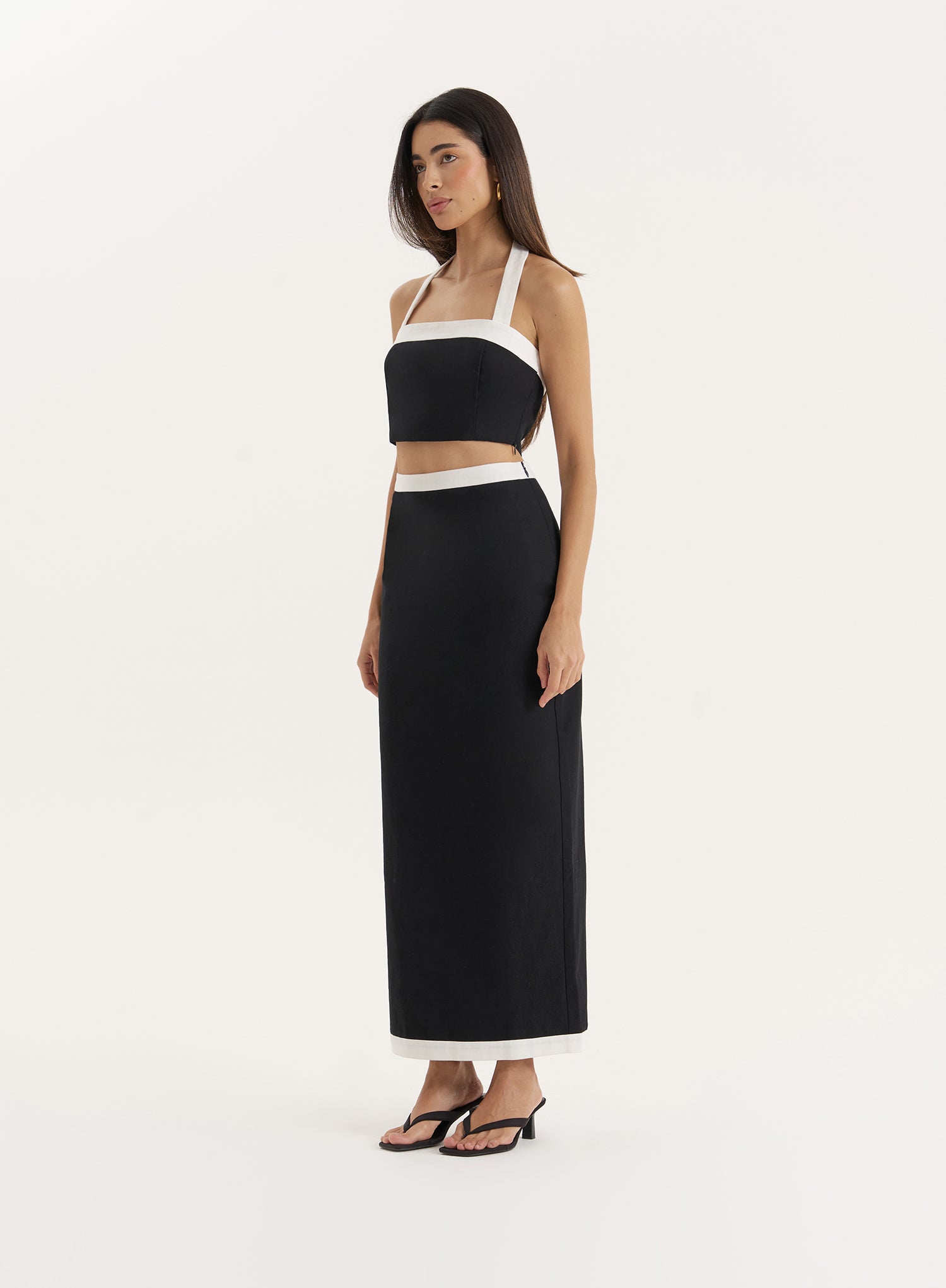 Black Contrast Trim Crop Top